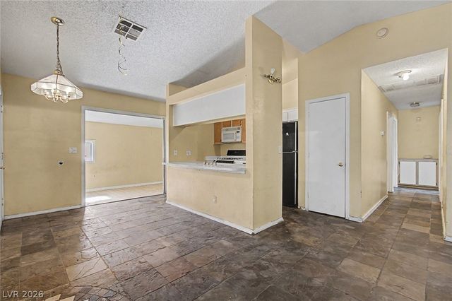 3812 Angel Flight Drive, Las Vegas, NV 89115