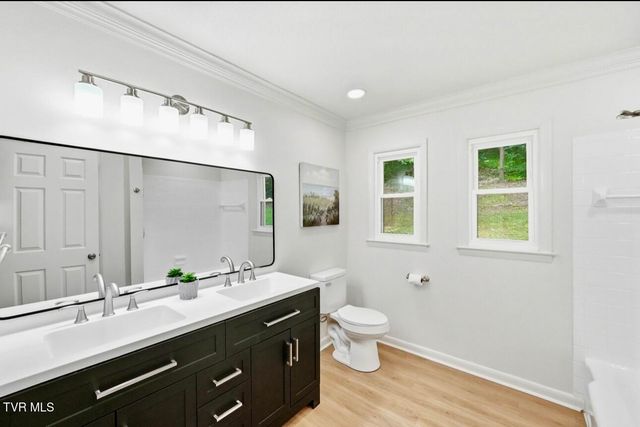 702 May Drive, Jonesborough, TN 37659