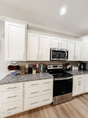 933 Riddle Ridge, Jonesborough, TN 37659