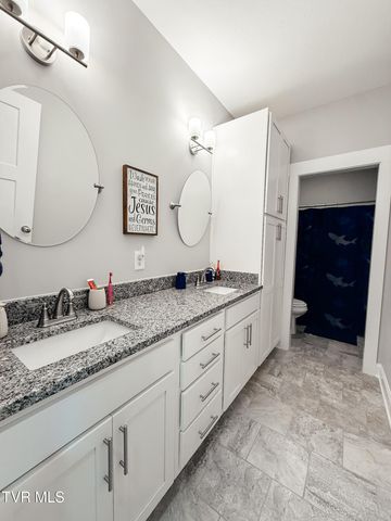 933 Riddle Ridge, Jonesborough, TN 37659