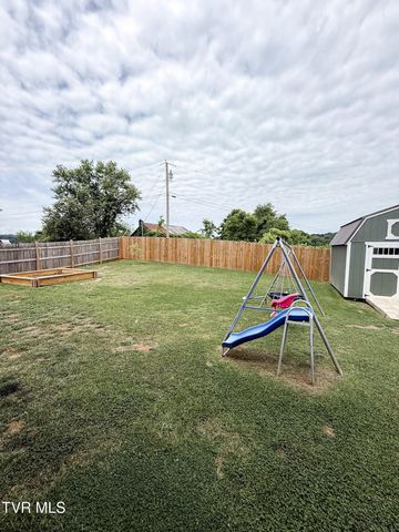 933 Riddle Ridge, Jonesborough, TN 37659