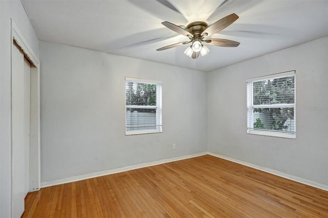 2435 YORK STREET N, St Petersburg, FL 33710