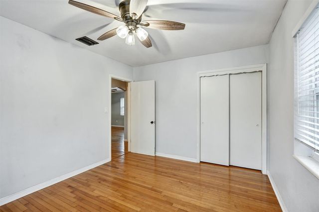 2435 YORK STREET N, St Petersburg, FL 33710