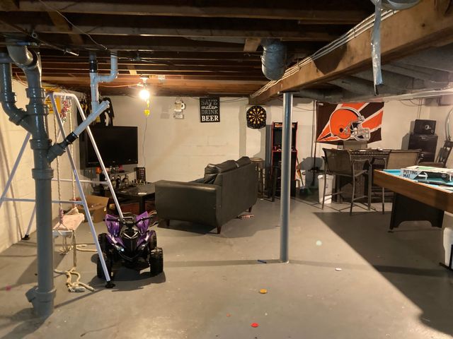 363 E 38TH Street, Erie, PA 16504