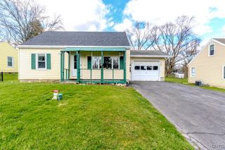 109 Kendall Drive East, Manlius, NY 13057
