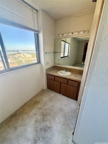 98-351 Koauka Loop C1206, Aiea, HI 96701