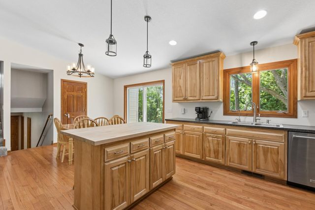 8235 20th Street SE, Buffalo, MN 55313