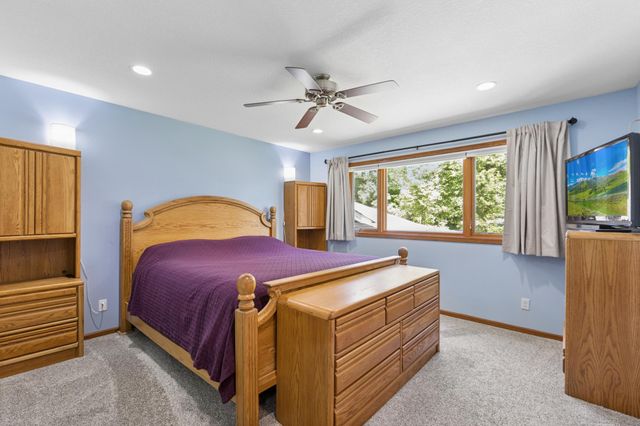 8235 20th Street SE, Buffalo, MN 55313