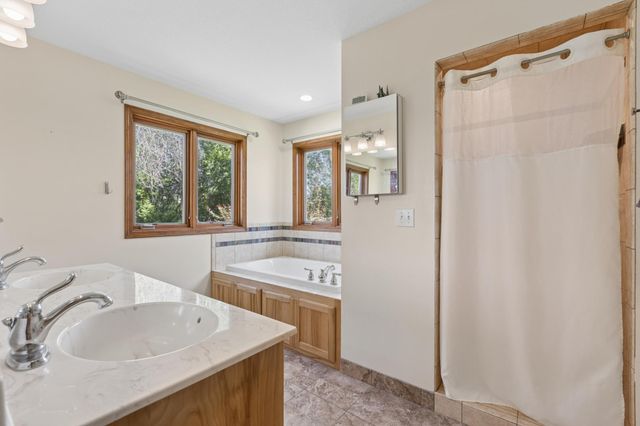 8235 20th Street SE, Buffalo, MN 55313