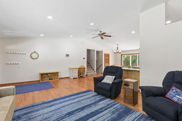 8235 20th Street SE, Buffalo, MN 55313