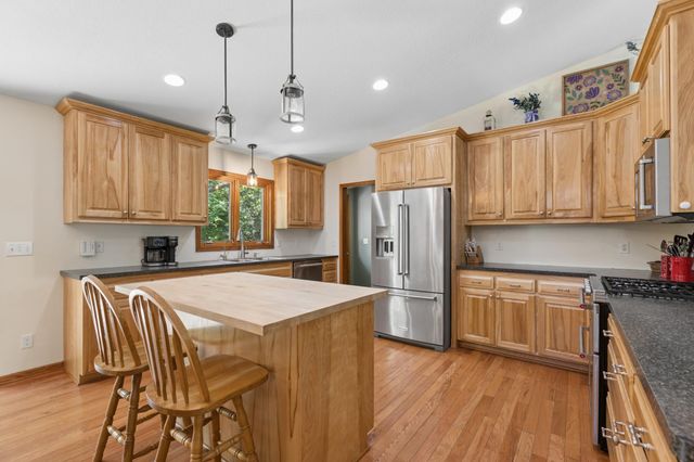 8235 20th Street SE, Buffalo, MN 55313