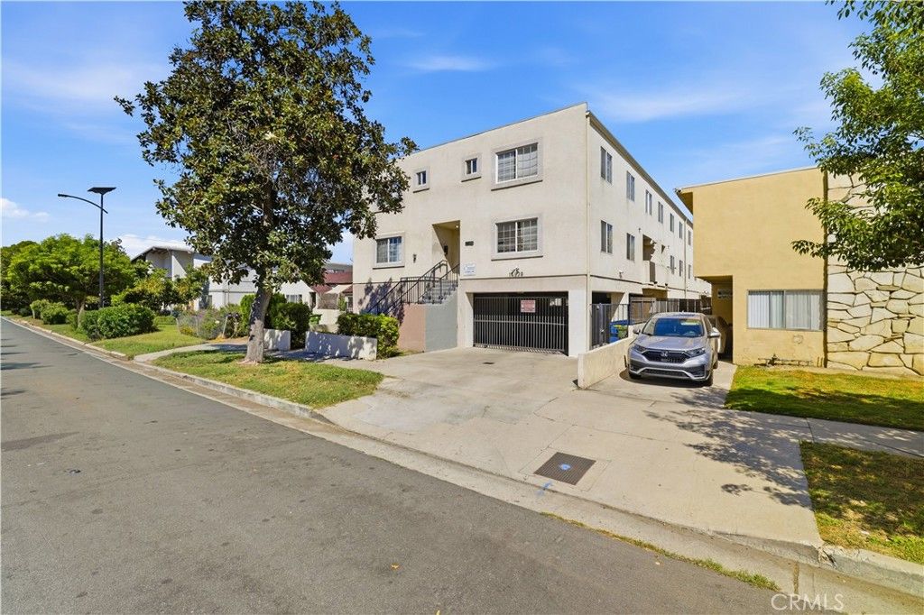 14839 Sylvan Street, Van Nuys, CA 91411 — exterior