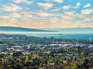 1000 N Bundy, Los Angeles, CA 90049