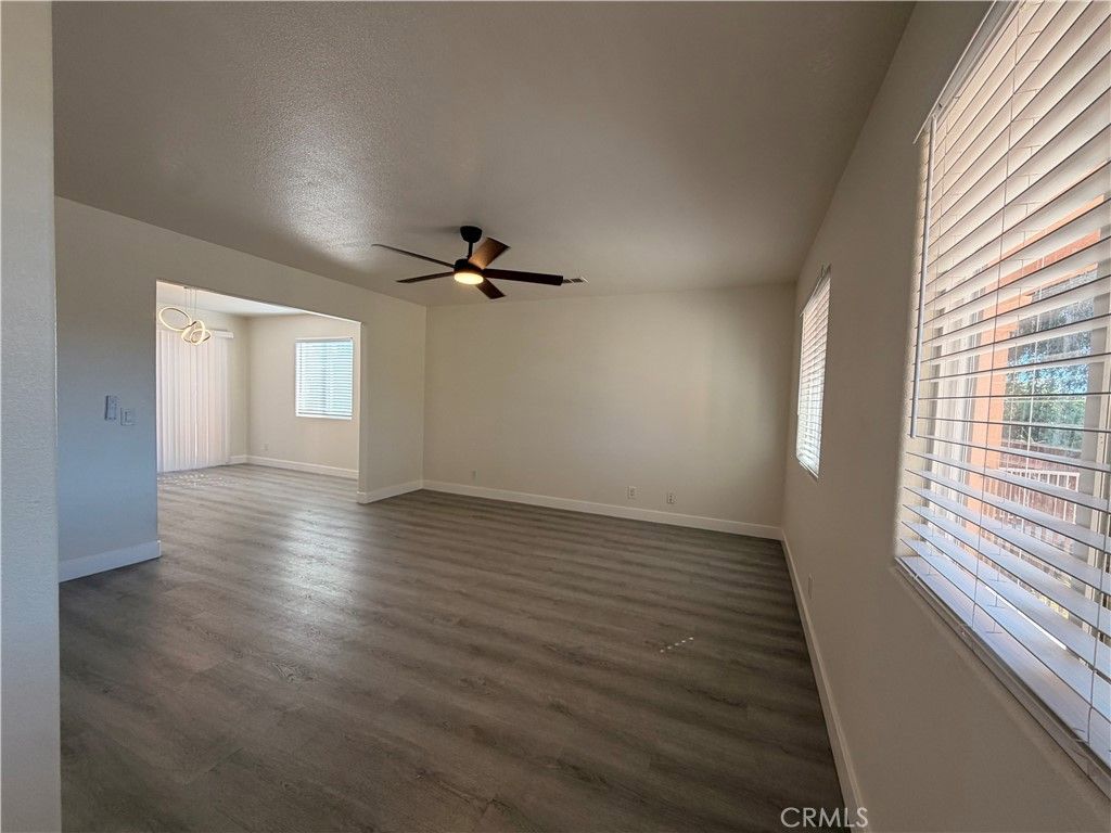905 W Sumner A & B, Lake Elsinore, CA 92530 — photo 4