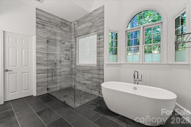 4909 Deer Walk Avenue, Charlotte, NC 28270