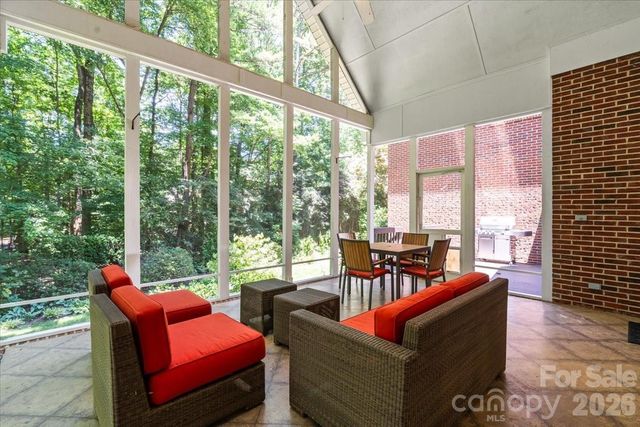 4909 Deer Walk Avenue, Charlotte, NC 28270