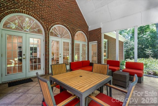 4909 Deer Walk Avenue, Charlotte, NC 28270