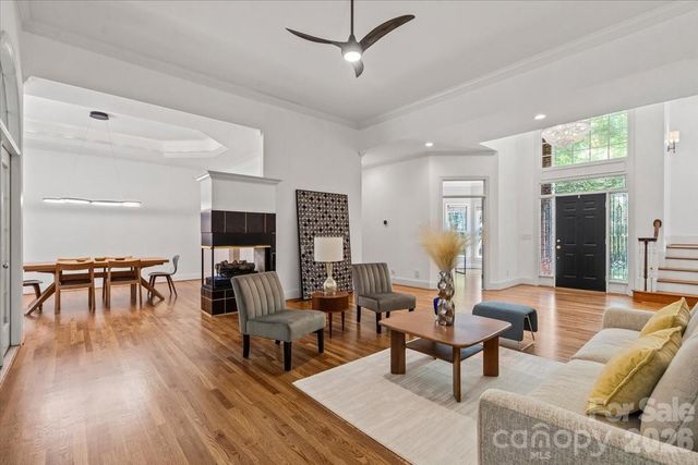 4909 Deer Walk Avenue, Charlotte, NC 28270