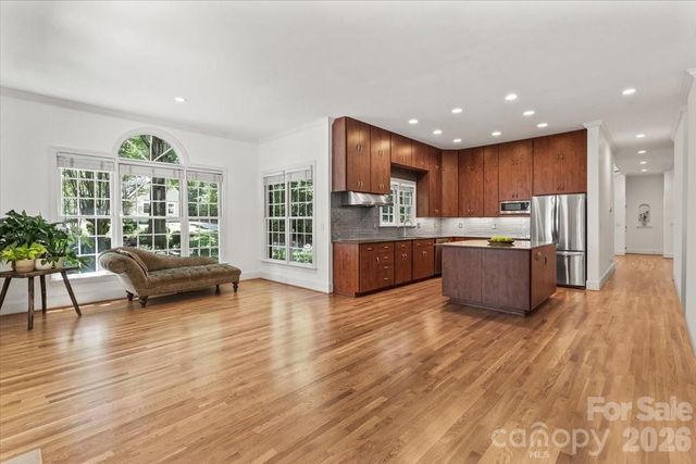 4909 Deer Walk Avenue, Charlotte, NC 28270