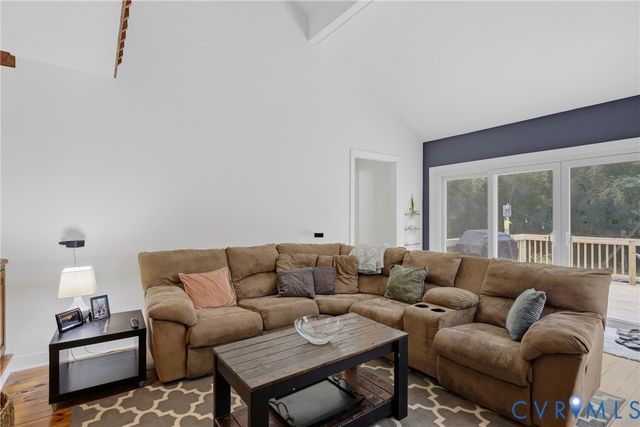 11518 Poplar Ridge Rd, Midlothian, VA 23236
