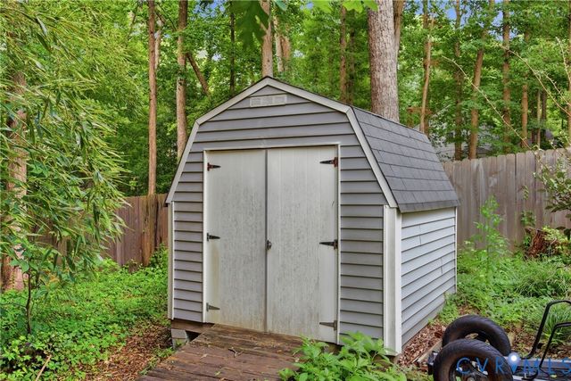 11518 Poplar Ridge Rd, Midlothian, VA 23236