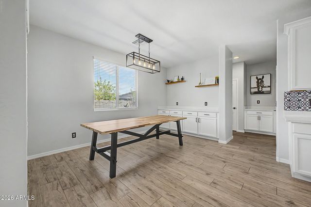 13354 W BRILES Road, Peoria, AZ 85383