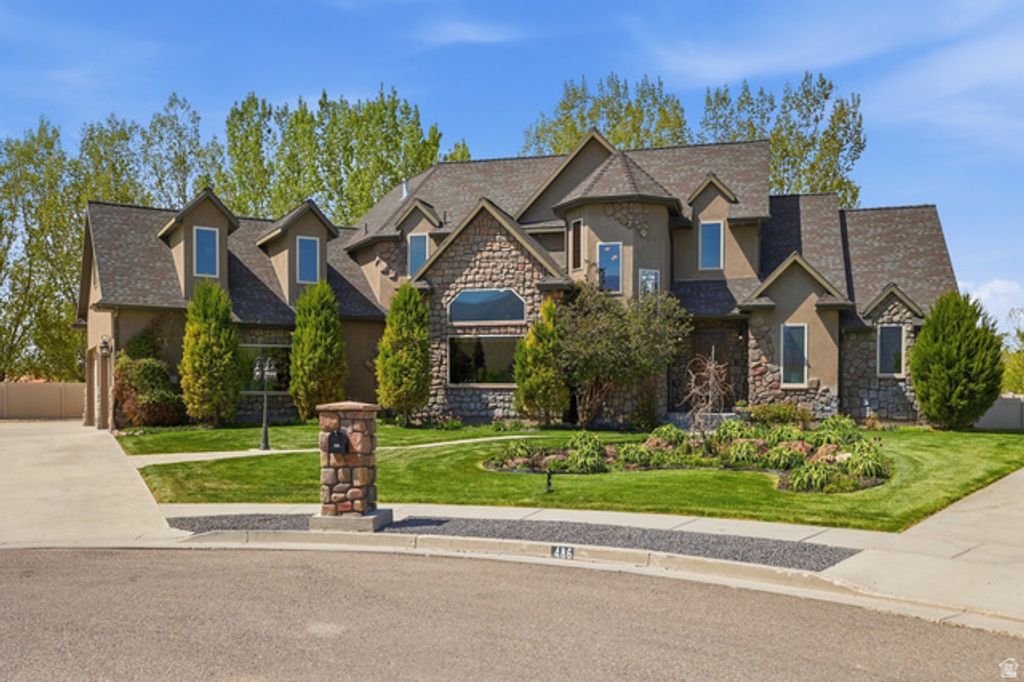 Image 1 of property listing at 486 E 100 N, Tremonton, UT 84337