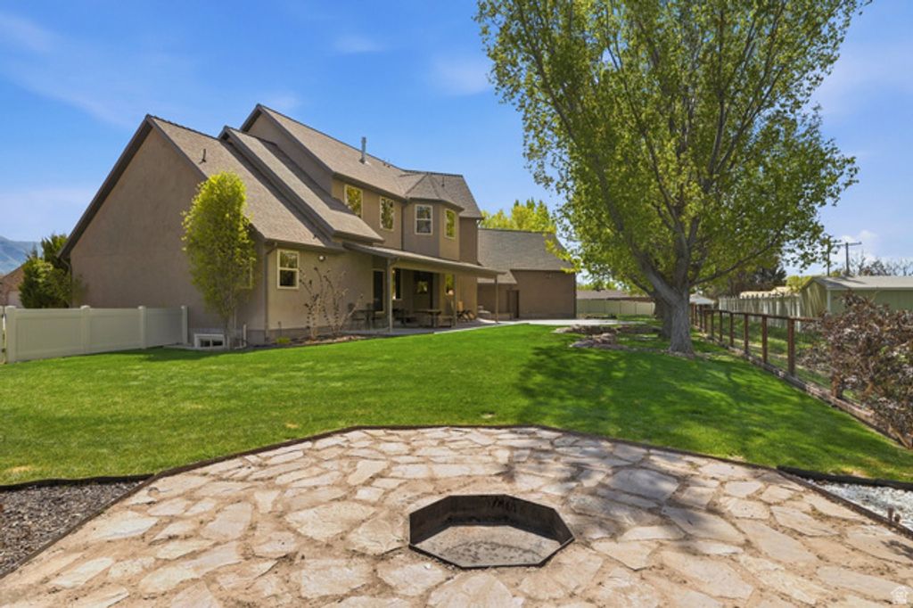 Image 33 of property listing at 486 E 100 N, Tremonton, UT 84337