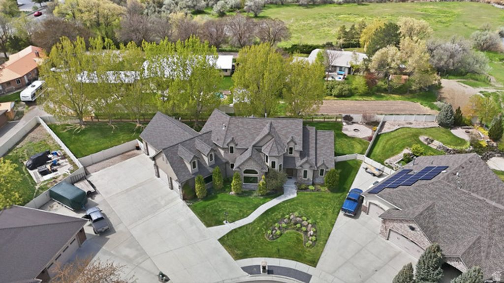 Image 35 of property listing at 486 E 100 N, Tremonton, UT 84337