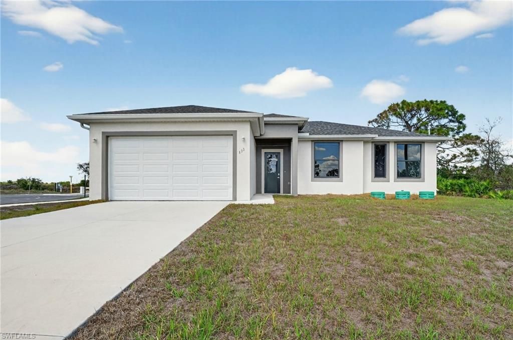 633 Cane ST E, LEHIGH ACRES, FL 33974 — photo 2