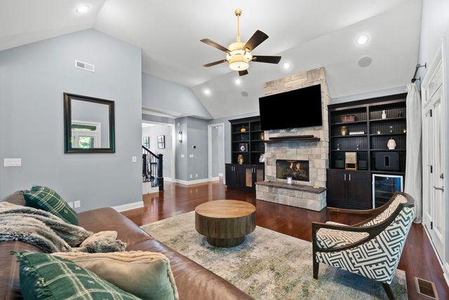 140 Danford Dr, Clarksville, TN 37043