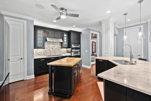 140 Danford Dr, Clarksville, TN 37043