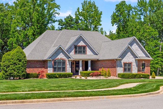 140 Danford Dr, Clarksville, TN 37043