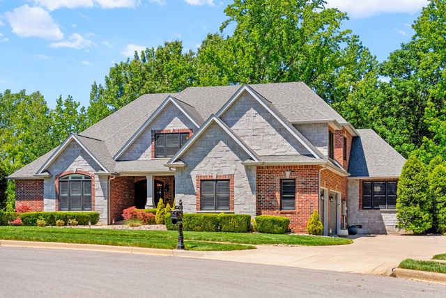 140 Danford Dr, Clarksville, TN 37043