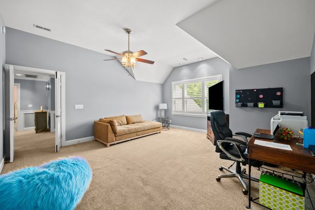 140 Danford Dr, Clarksville, TN 37043