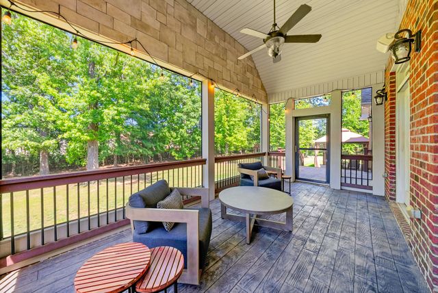 140 Danford Dr, Clarksville, TN 37043