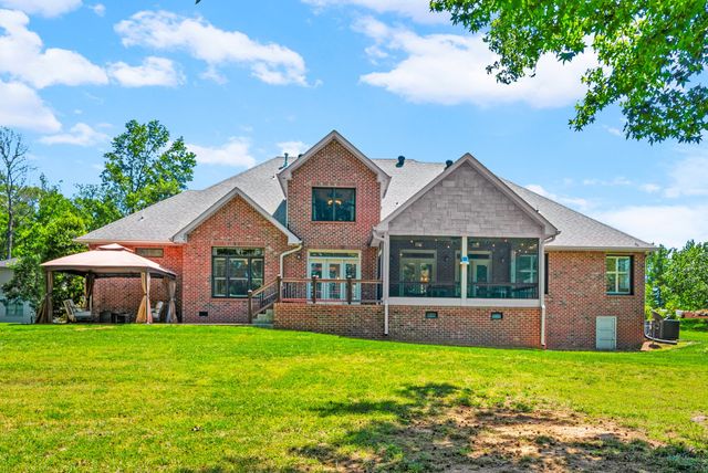 140 Danford Dr, Clarksville, TN 37043