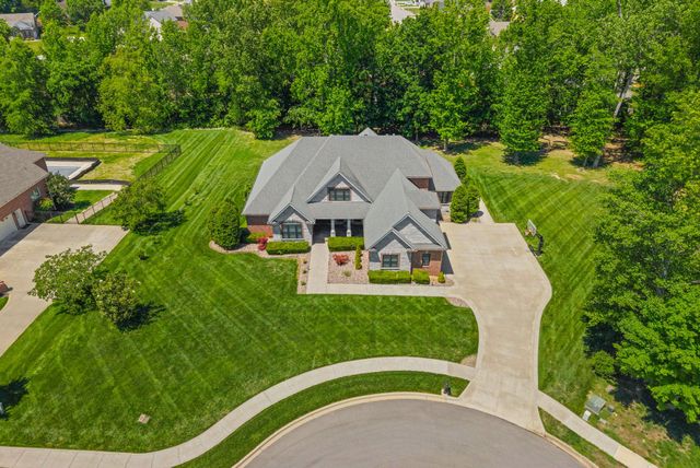140 Danford Dr, Clarksville, TN 37043