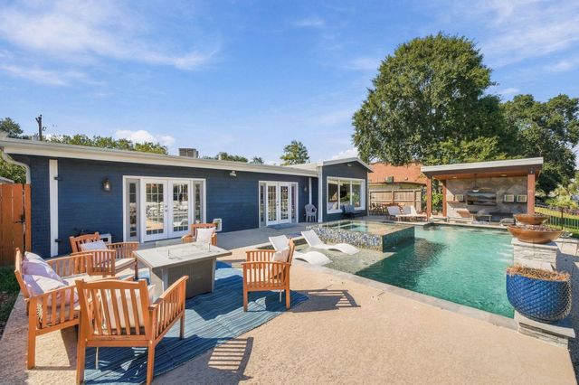 10 Harbor Lane, Kemah, TX 77565