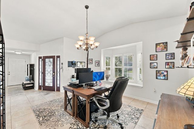 10 Harbor Lane, Kemah, TX 77565
