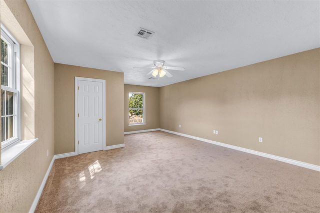 1335 NW Ash Ave, Lawton, OK 73507