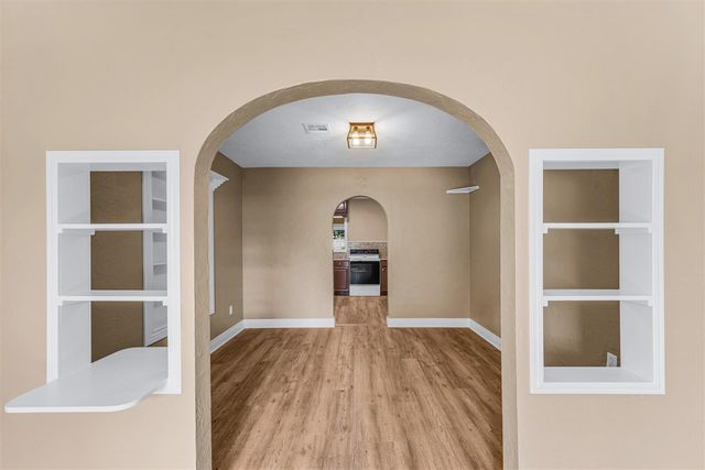 1335 NW Ash Ave, Lawton, OK 73507