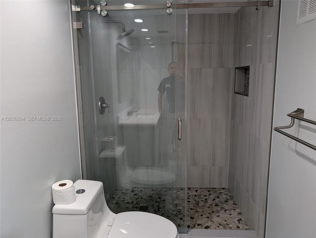 1300 NW 122nd Terrace, Pembroke Pines, FL 33026