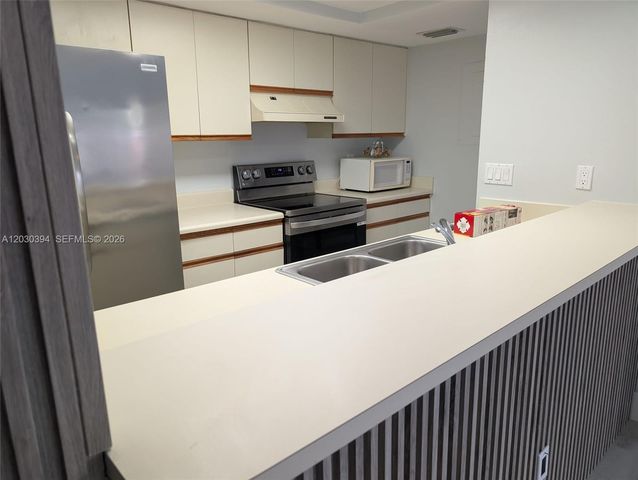 1300 NW 122nd Terrace, Pembroke Pines, FL 33026
