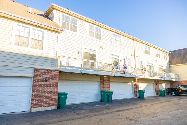4313 Timber Ridge Court, Joliet, IL 60431