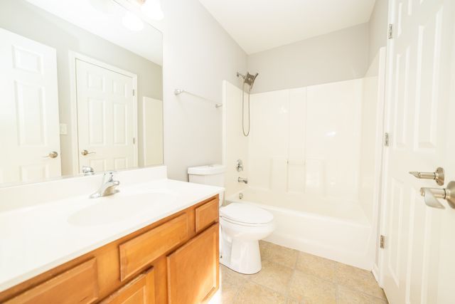 4313 Timber Ridge Court, Joliet, IL 60431