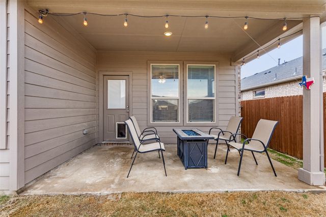 712 Greenford Manor, Fort Worth, TX 76247