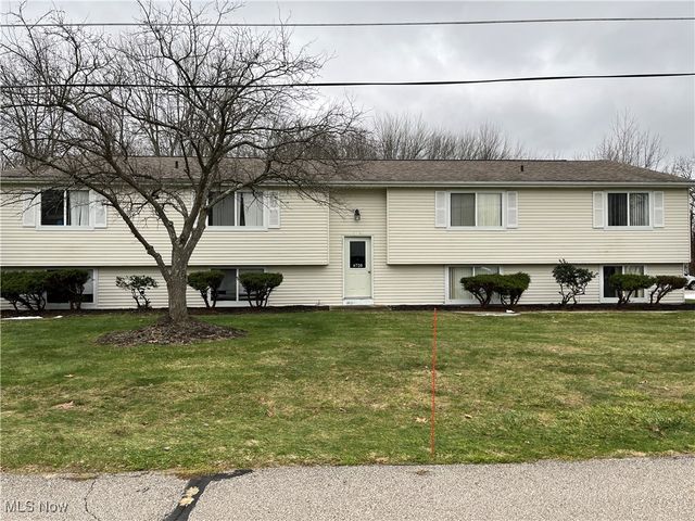 2069 Hubbard Road, Madison, OH 44057