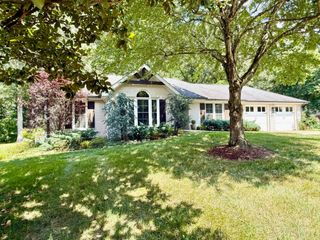 234 Longwood Ln, Clarksville, TN 37043
