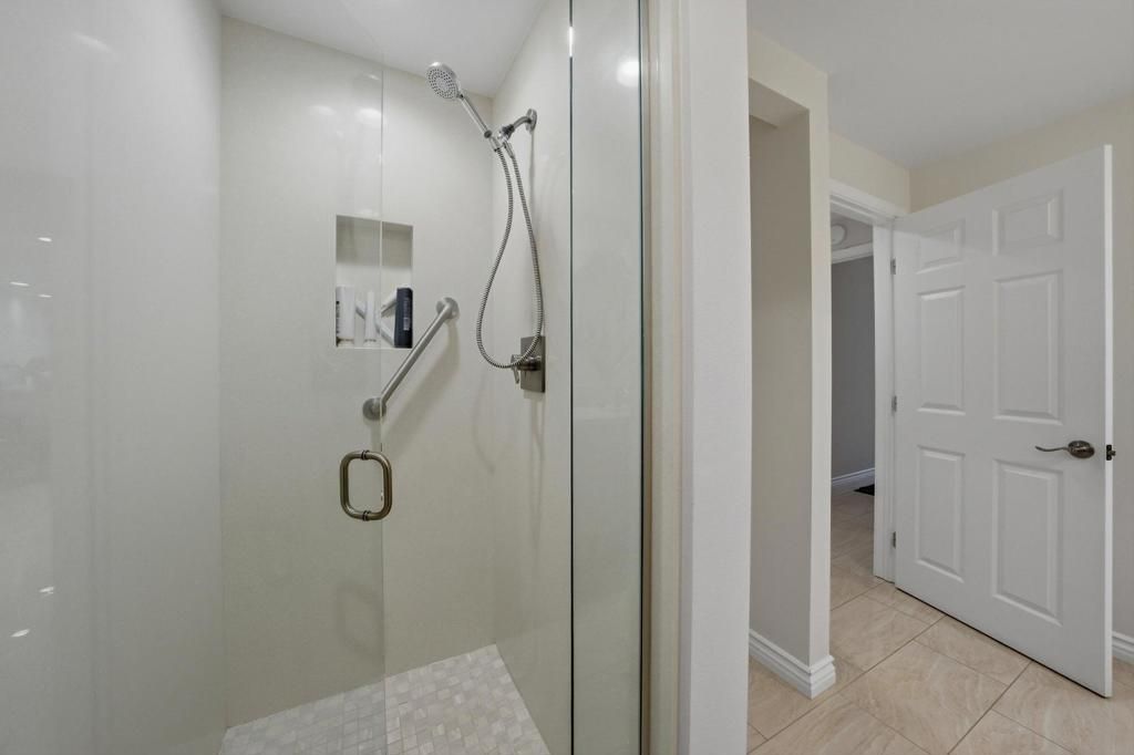 Image 21 of property listing at 910 Island Drive 114, Rancho Mirage, CA 92270